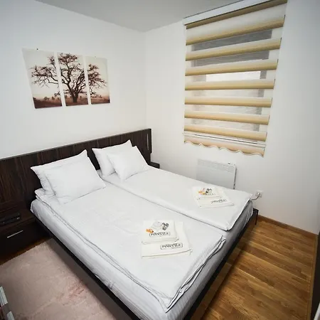 Pinevile 13 Lägenhet *