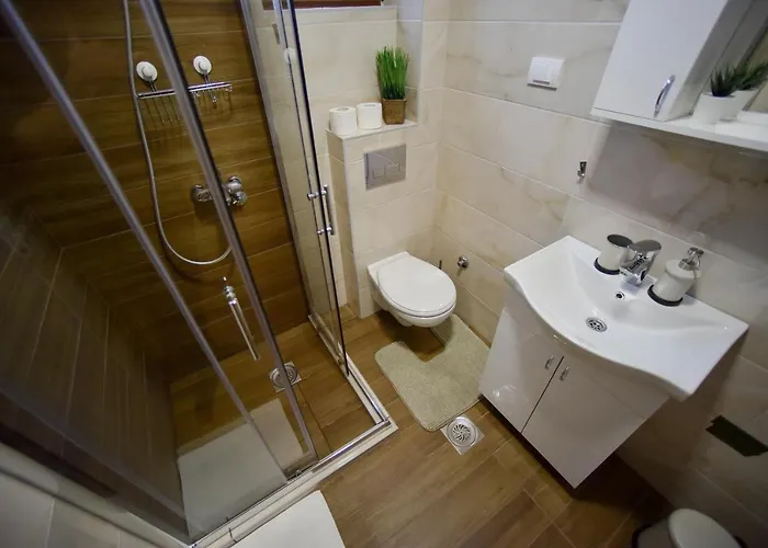 Pinevile 13 아파트 *